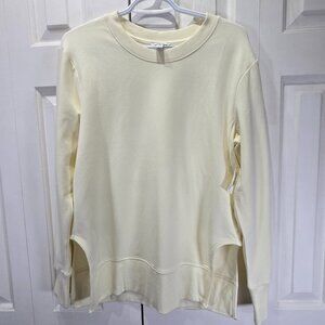 New Women’s Cream Crew Neck Sweater – Size Small